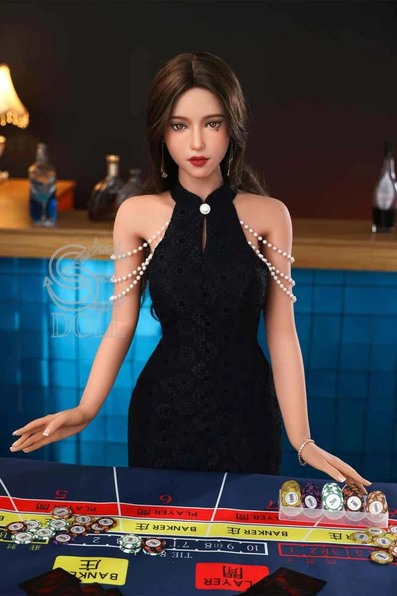 166cm/5ft5 C-cup TPE Sex Doll Review: Queena.B by SEDOLL