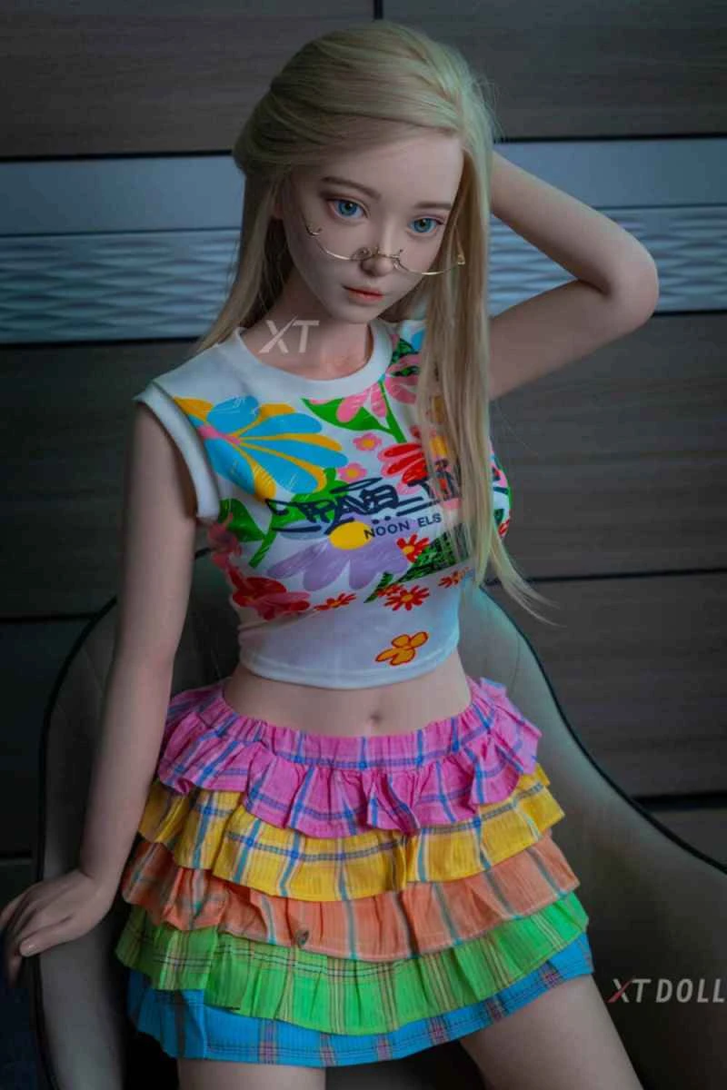 157cm/5ft2 D-cup Silicone Sex Doll Lin by XTDOLL: A Comprehensive Review