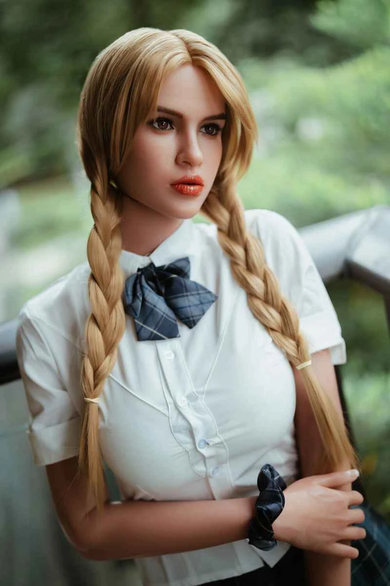 170cm/5ft7 D-cup Silicone Sex Doll Review - Mirrella by Top Fire Doll