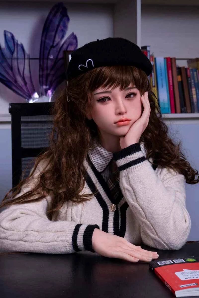 Comprehensive Review of the 175cm/5ft9 I-cup Silicone Sex Doll Yoyo by Sanhui Dolls - An All-in-One Experience