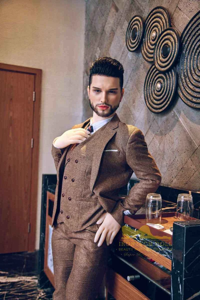 Irontech Doll's Kevin: A Detailed Review of the 162cm/5ft4 Male Silicone Head Sex Doll with White Skin