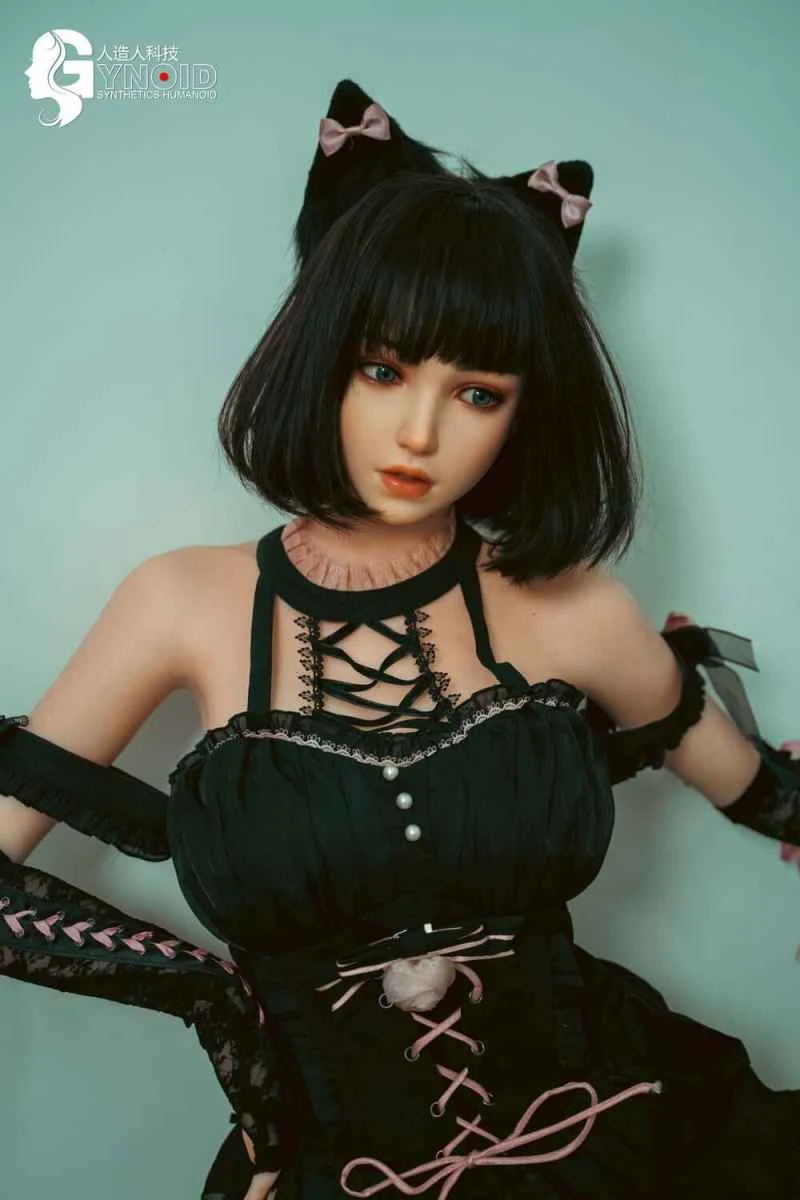 168cm/5ft6 F-cup Hyper Realistic Silicone Sex Doll Elina Review - Gynoid Doll