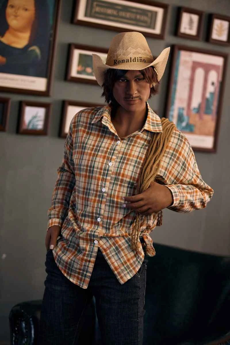 Irontech Doll's Noah: A Comprehensive Review of a 175cm/5ft9 TPE Male Sex Doll