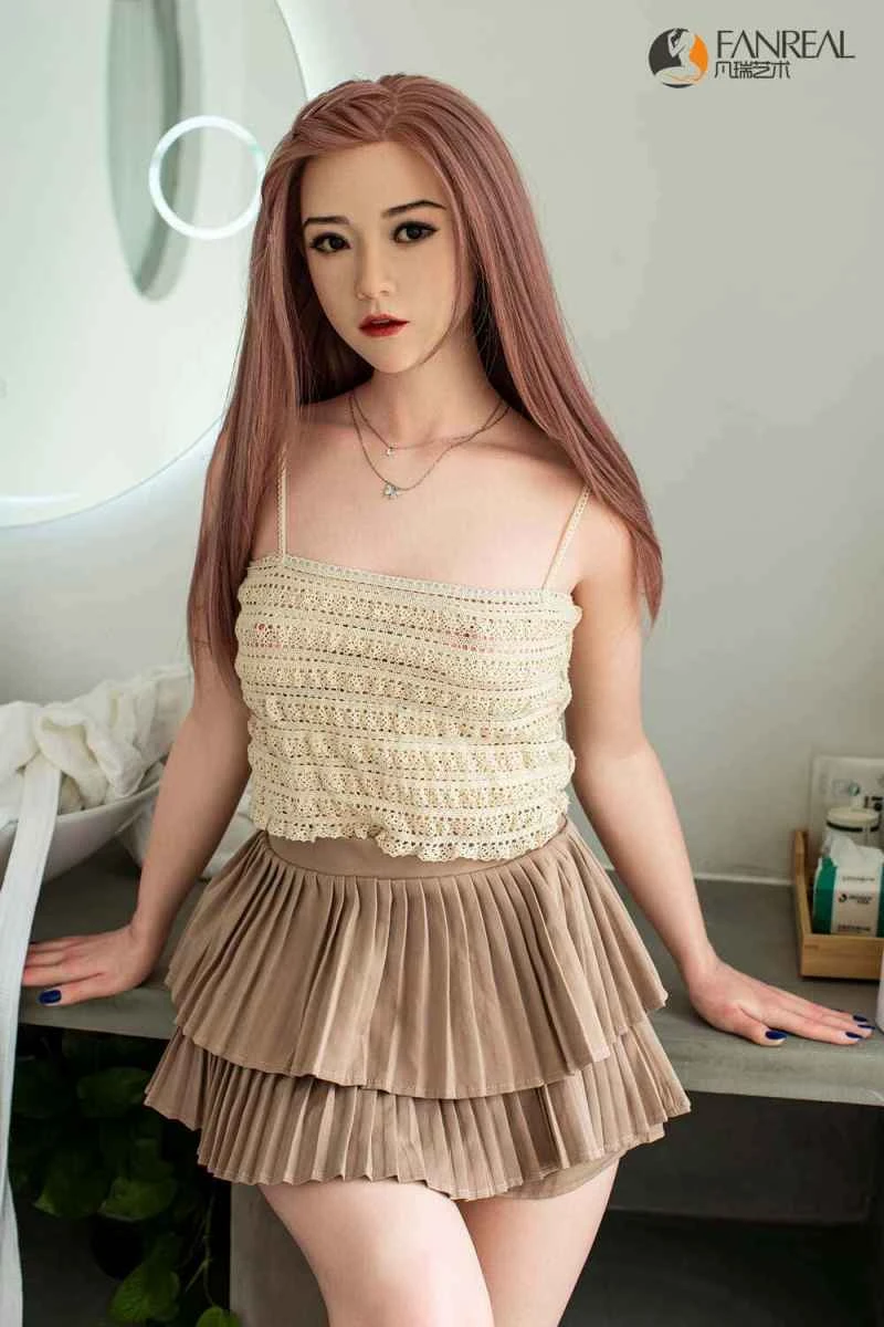 158cm/5ft2 C-cup Silicone Sex Doll Qian by FanReal Doll: A Comprehensive Review
