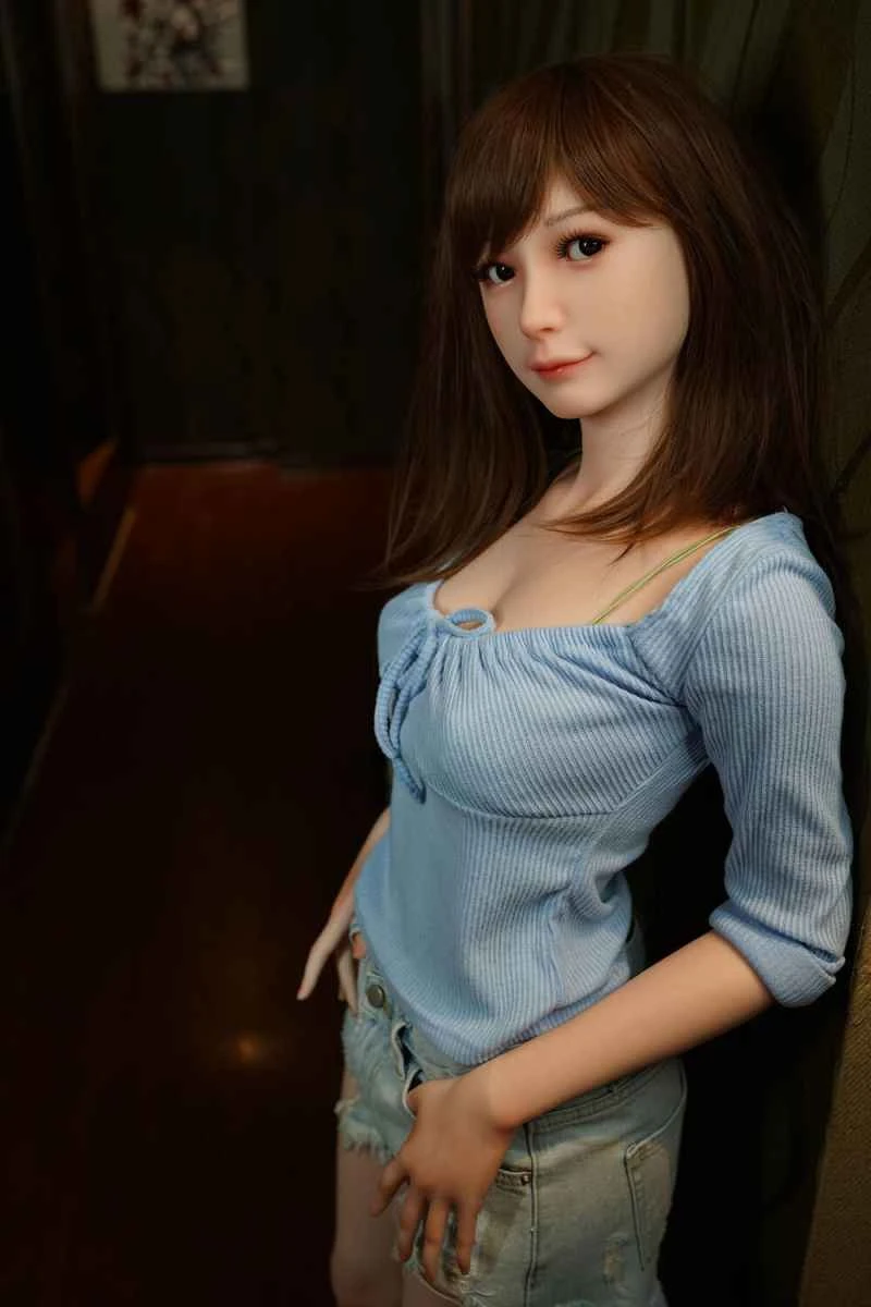 155cm/5ft1 C-cup Silicone Sex Doll Review - Ichika by Piper Doll