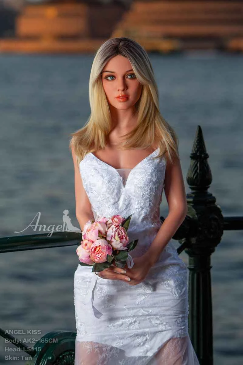 Comprehensive Review of the 165cm/5ft5 D-cup Silicone Sex Doll - Maddison Sydney by Angelkiss Doll