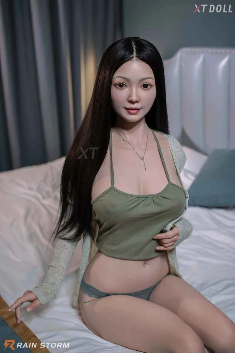 163cm/5ft4 F-cup Silicone Sex Doll Review: Teacher Bing by XTDOLL