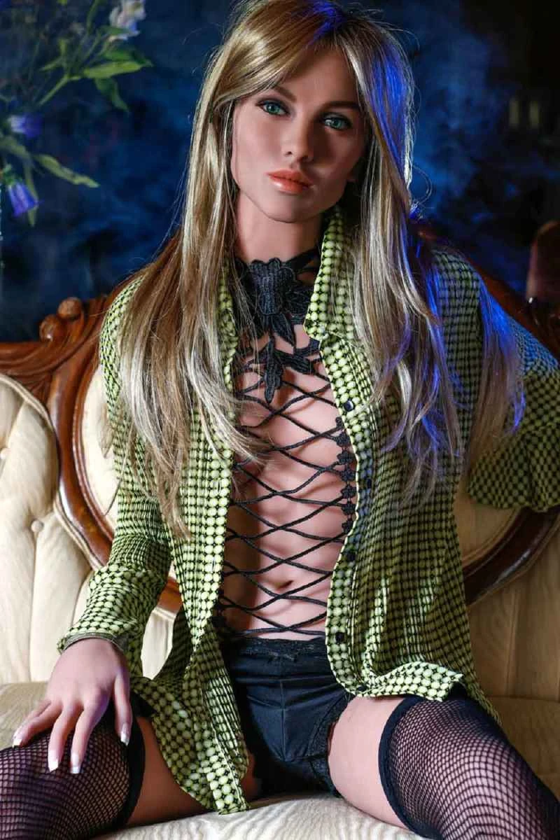 155cm/5ft1 D-cup TPE Sex Doll Zuzanny by YL Doll: A Comprehensive Review