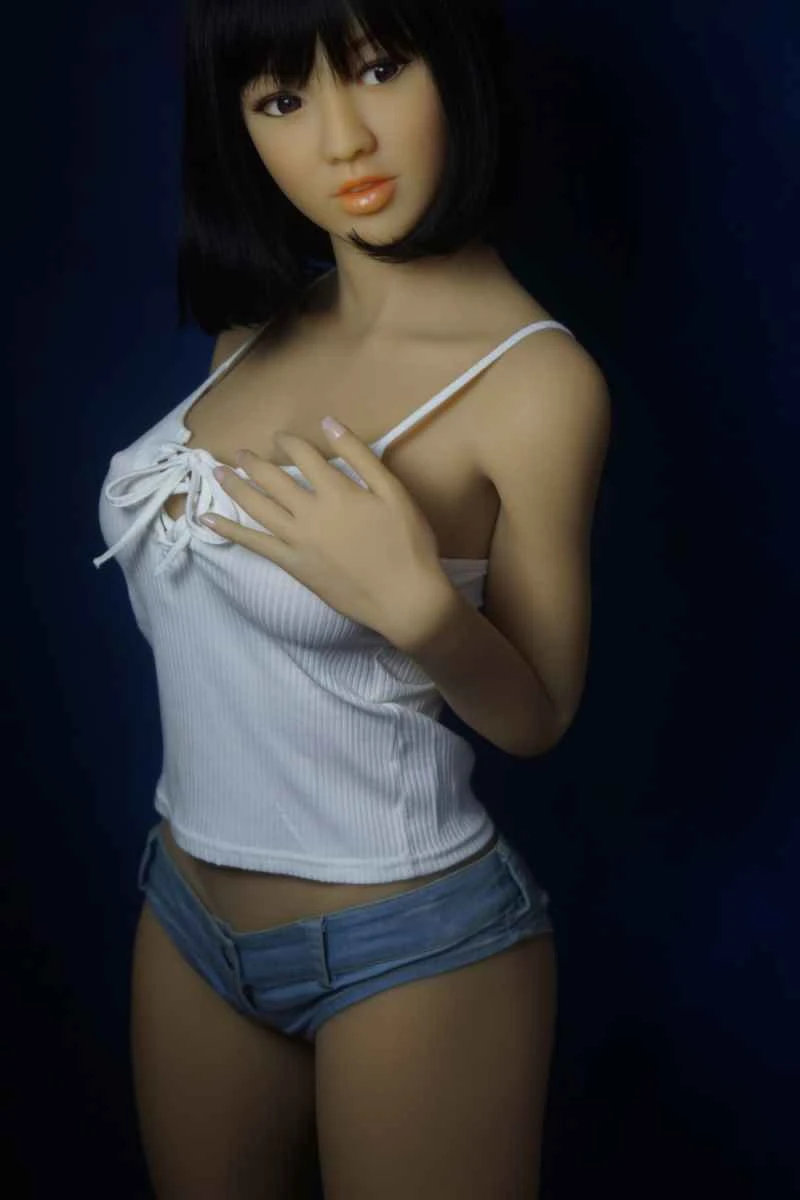 150cm/4ft11 D-cup TPE Sex Doll Review: Lilian by Doll House 168