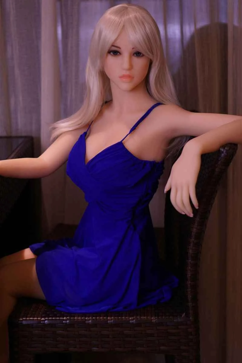 155cm/5ft1 G-cup TPE Sex Doll Liana by Doll4ever: A Comprehensive Review
