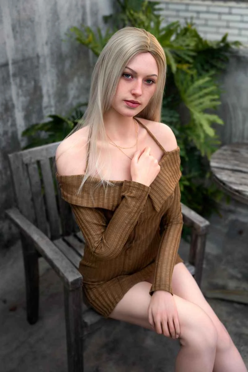 175cm/5ft9 E-cup Silicone Sex Doll – Anna Mill