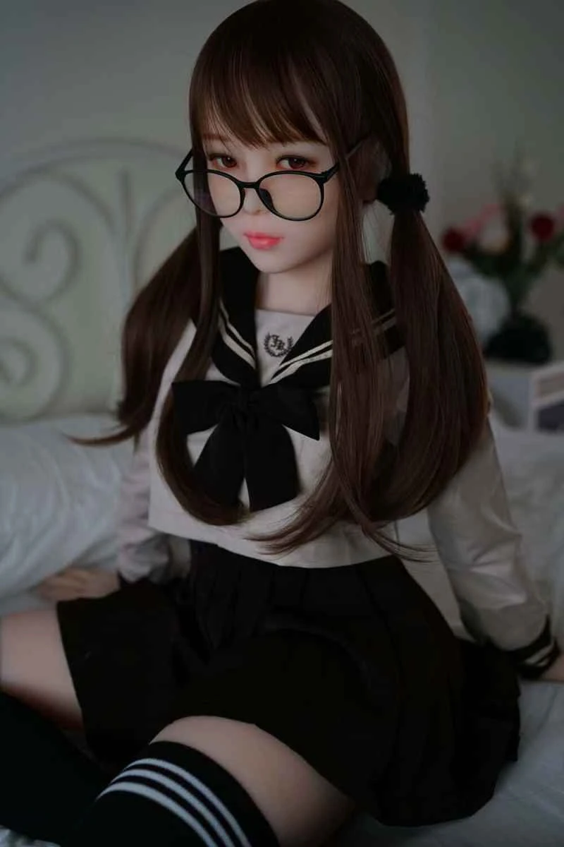 150cm/4ft11 C-cup S-TPE Sex Doll Akira by Piper Doll: A Comprehensive Review